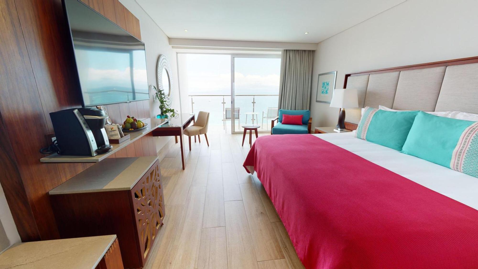 Grand Park Royal Puerto Vallarta Eksteriør billede A room at the hotel