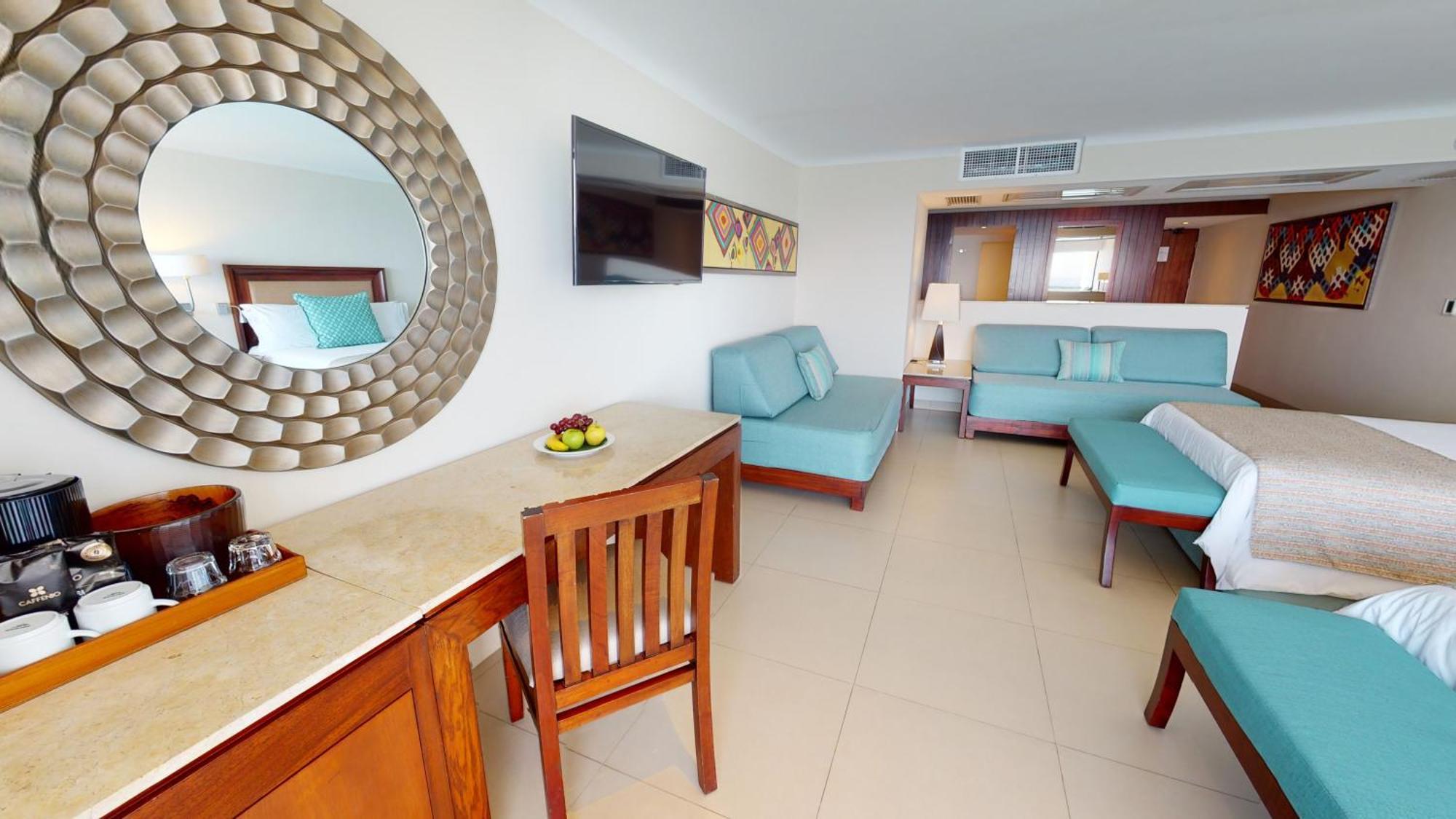 Grand Park Royal Puerto Vallarta Eksteriør billede A suite at the Hard Rock Hotel